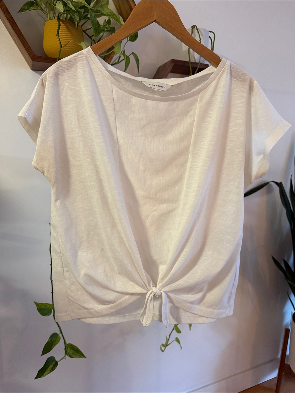 Club Monaco White Tie-Front Short Sleeve Top